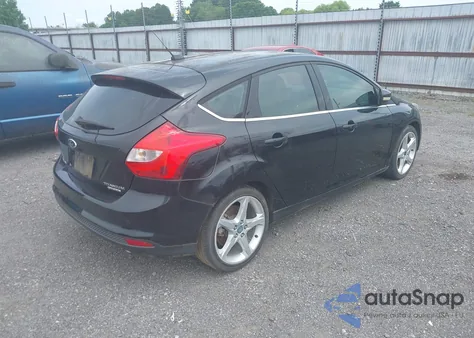 2012 Ford Focus Titanium from USA, damaged, VIN 1FAHP3N23CL390191